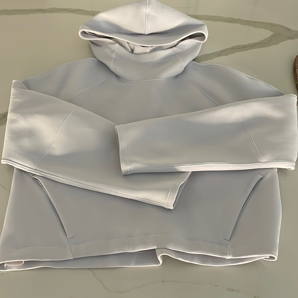 NWOT air wrap modal pullover